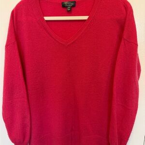 Women's V-Neck Cashmere Sweater - Hot Pink